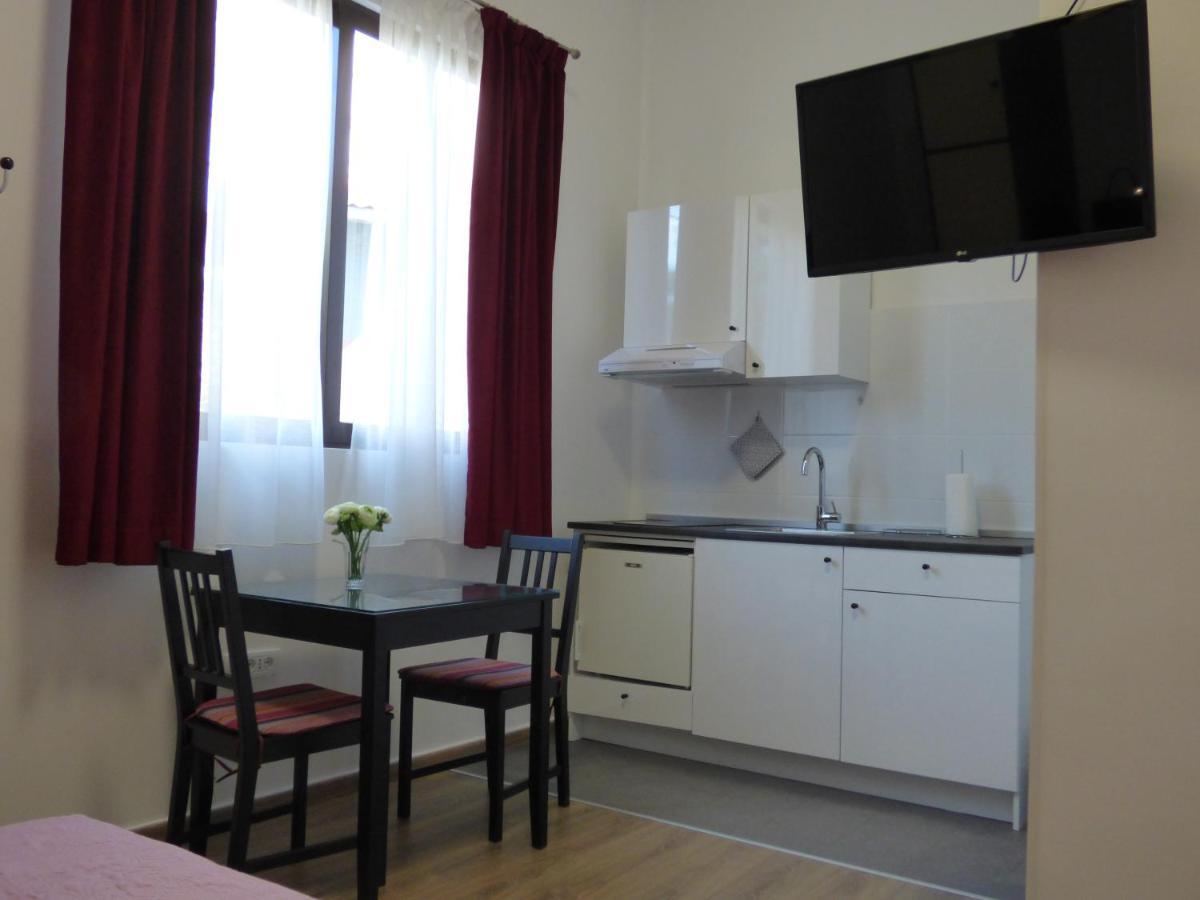 Apartman Mira Split Exterior photo